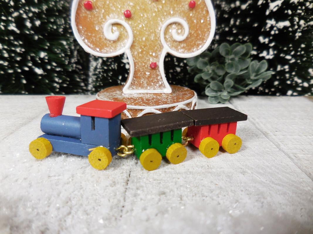 Details about   RED WOOD & METAL SLED Miniature Dollhouse FAIRY GARDEN Holiday Decor 3.25" x1.5" 